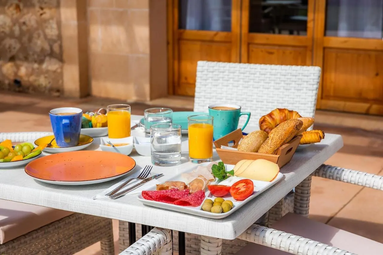 Farm stay S'Hort Can Capita Ariany Spain