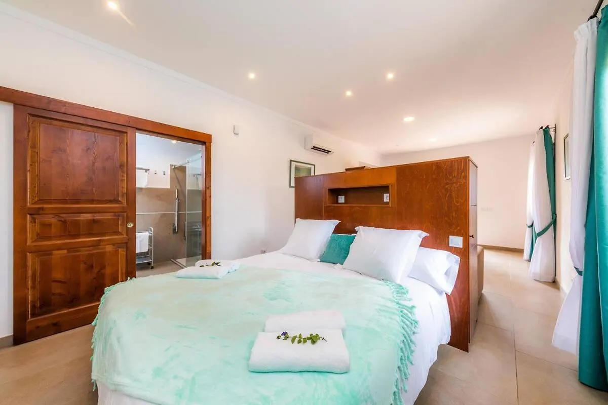 Farm stay S'Hort Can Capita Ariany Spain